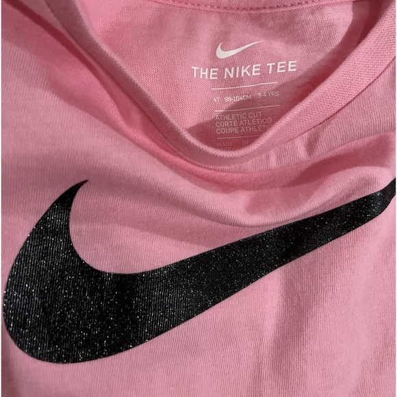 Nike NWT Sparkle Swoosh T-shirt | Size 4T - Picture 4 of 6